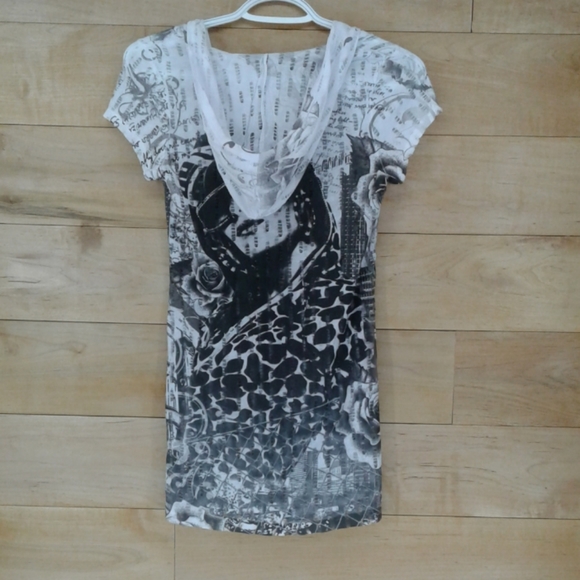 Miss Edge hooded top - Picture 2 of 4